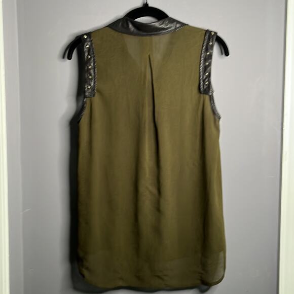 Double Zero Olive Green Sleeveless Blouse Size Small - Picture 8 of 10